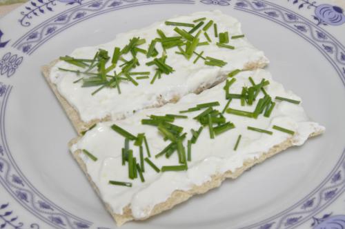 Česneková tvarohová pomazánka  – Snadné Česko recept, zvládnete za Do 30 minut